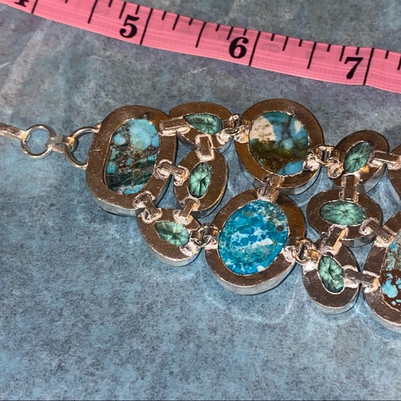 Tibetan Turquoise + Peridot gem cluster statement cuff - Picture 4 of 10